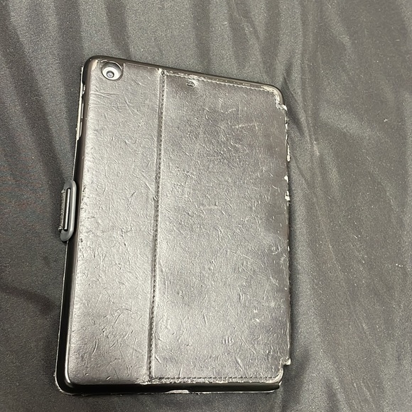 iPad mini - Picture 3 of 8